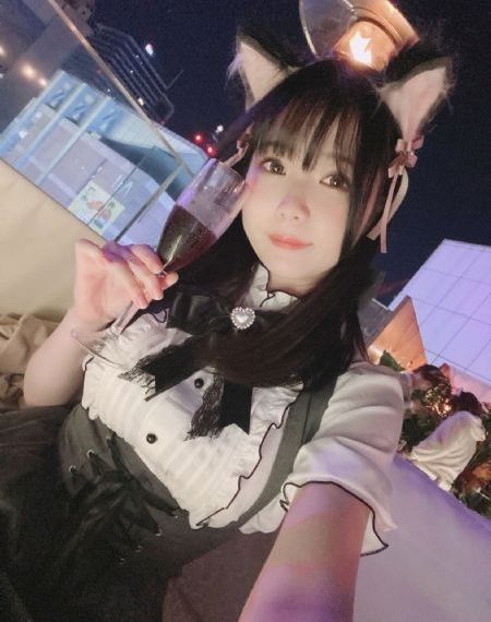 亚洲成人黑丝色区_BD国语日韩免费观看