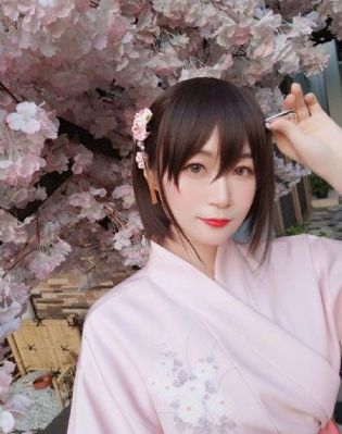 夹子拔鼻子两边的黑头视频教程_蓝光高清迅雷在线观看