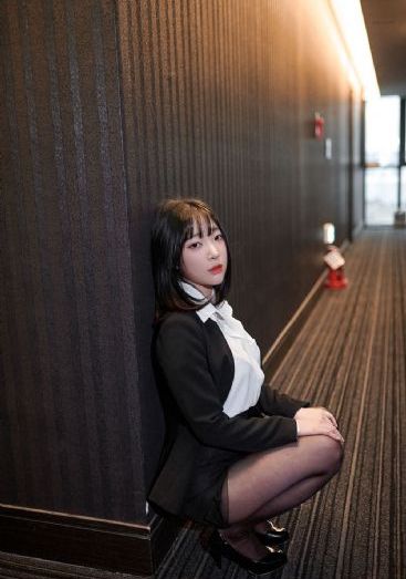 黑色丝袜护士被躁到爽在线观看_国语版完整版