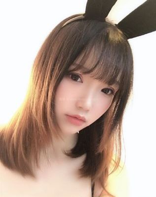 娇妻宾馆被三根粗大的夹击_迅雷1080